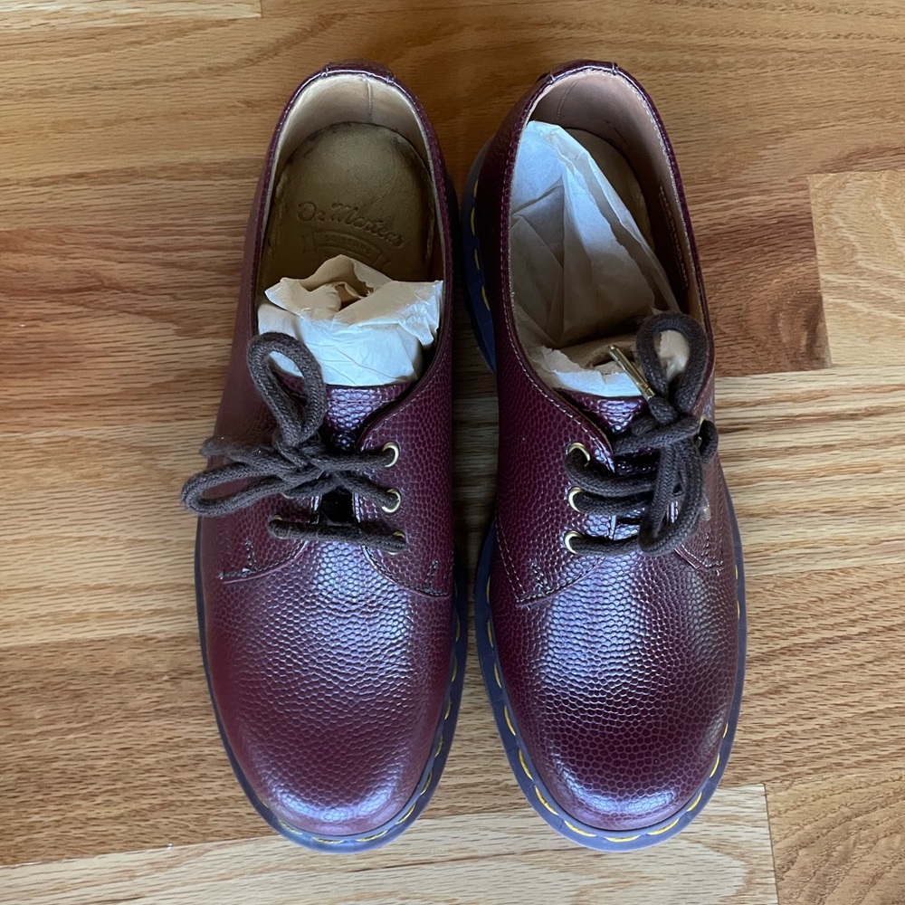 New Doc Martens 1461 cherry red pebble 8 US made in England Dr. Martens oxford